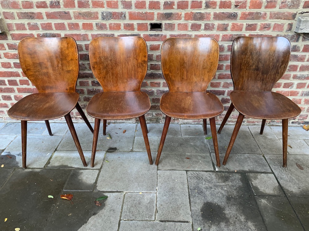 dining chairs, vintage dining chairs, vintage chairs, chaises vintage, dining room decor, chaises à diner, salle à manger, salle à manger vintage, mobilier vintage, French design, French chairs, wooden chairs, set of chairs, 12 chairs, chaises bois, Baumann chairs, chaises Baumann, charming chairs, design chairs