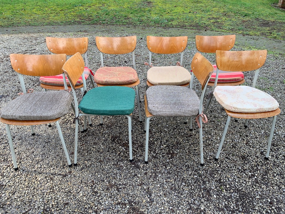 industrial chairs, vintage chairs, school chairs, chaises d'école, chaises vintage, chaises bois