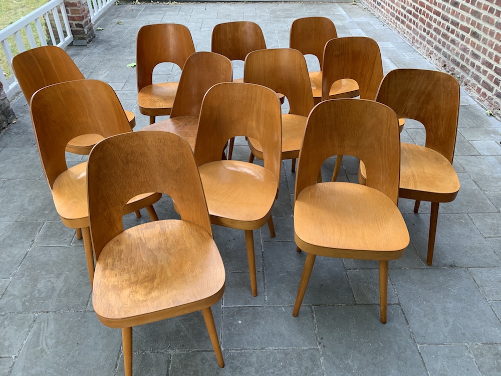 Oswald Haerdtl, dining chairs, chaises bois, vintage chairs, nice chairs, nicechairs, wooden chairs, design chairs, czech design, ton, thonet, vintage design chairs, chic chairs, stylish chairs, belles chaises, chairs with a soul