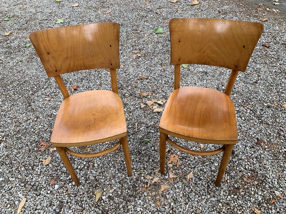 chaises bistrot, chaises vintage, bentwood, Thonet chairs, vintage chairs, wooden chairs, chairs with charm