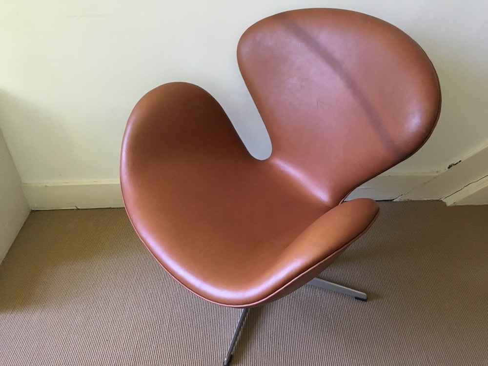 Arne Jacobsen, vintage lounge chair, Fritz Hansen, Swan chair, lounge chair, design chair